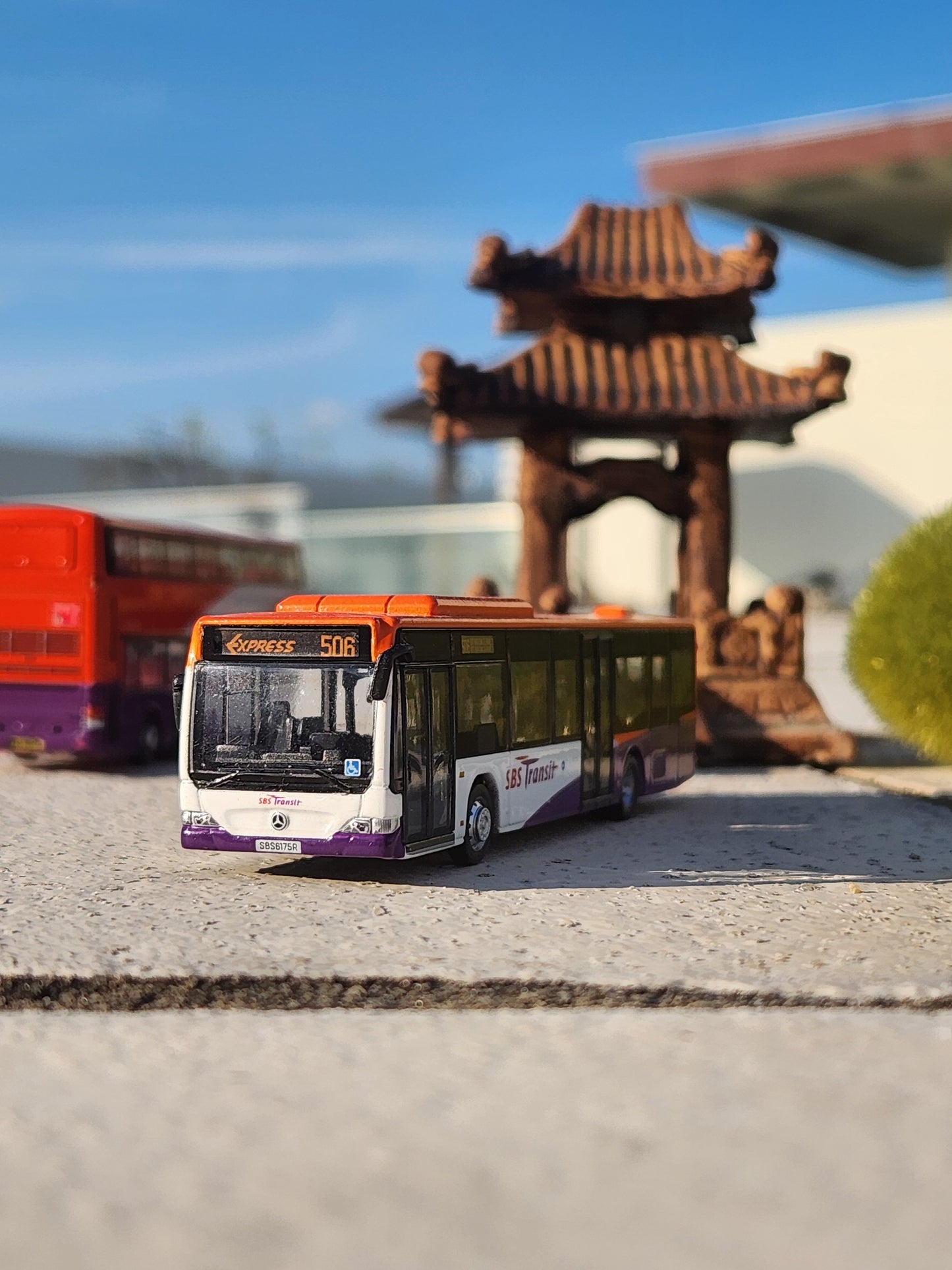 Bus Singapore, toy , service 506 Express ,vintage, for collecting