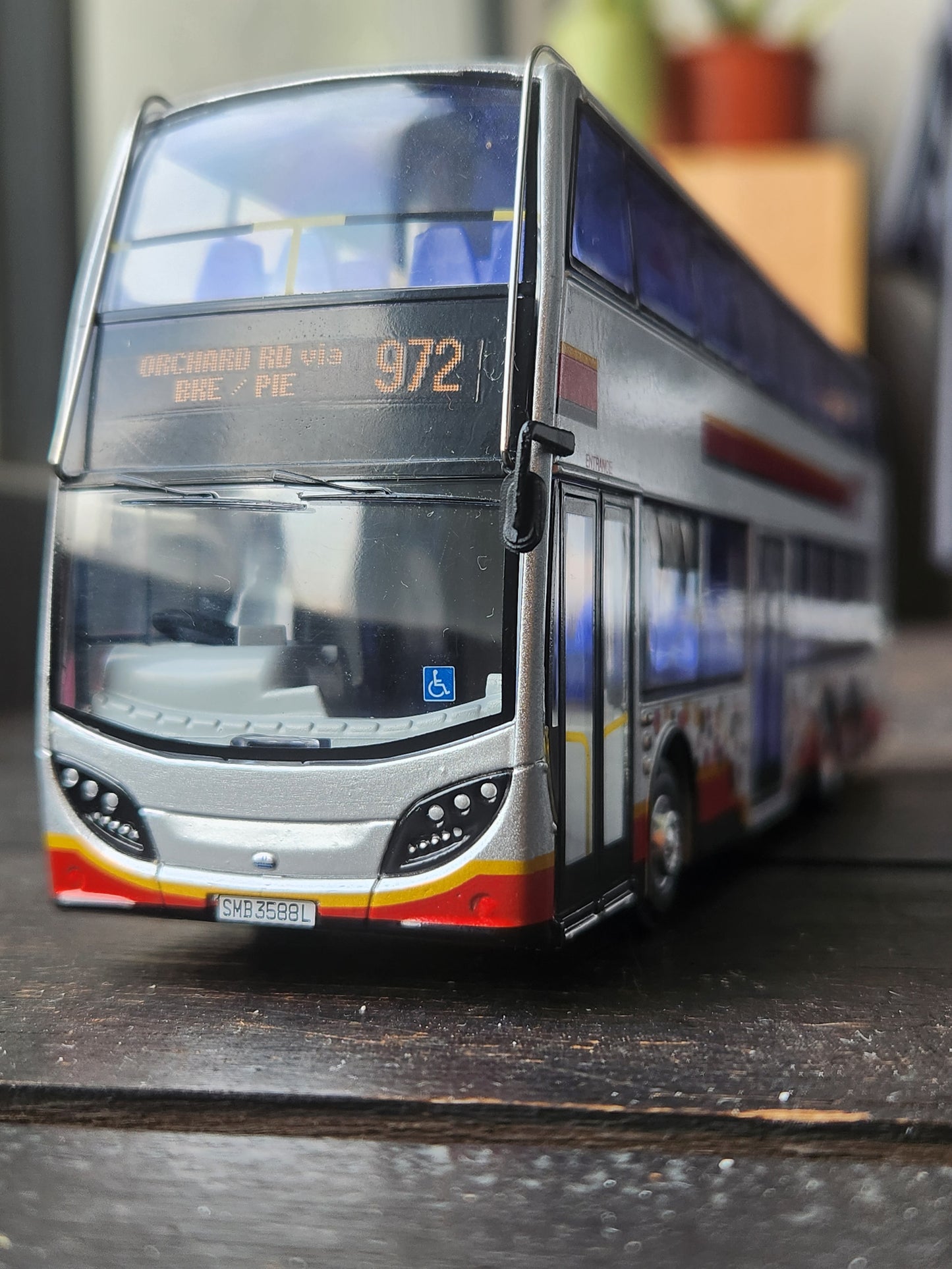 Singapore bus, service 972 , 20cm long