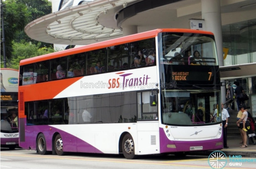 Bus Singapore, service 7 ,toy