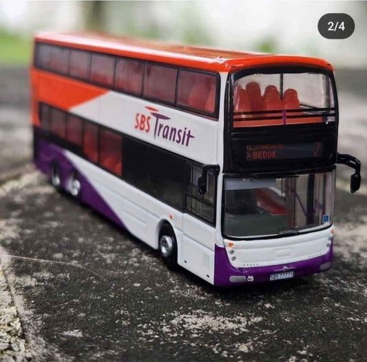 Bus Singapore, service 7 ,toy