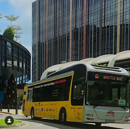 Bus Singapore toy ,Singapore, special edition model from toycon 2023 event