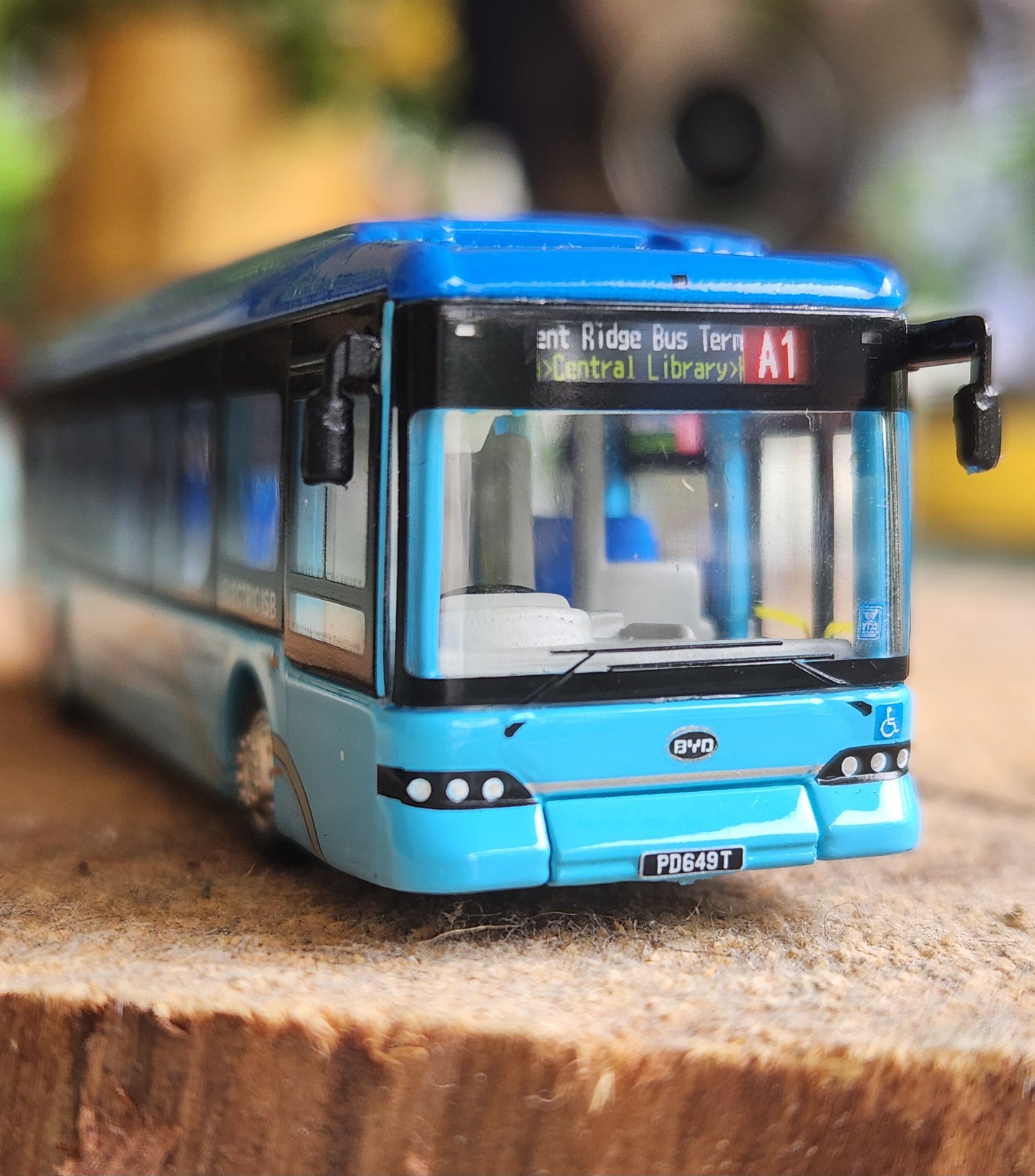 Bus student NUS Singapore