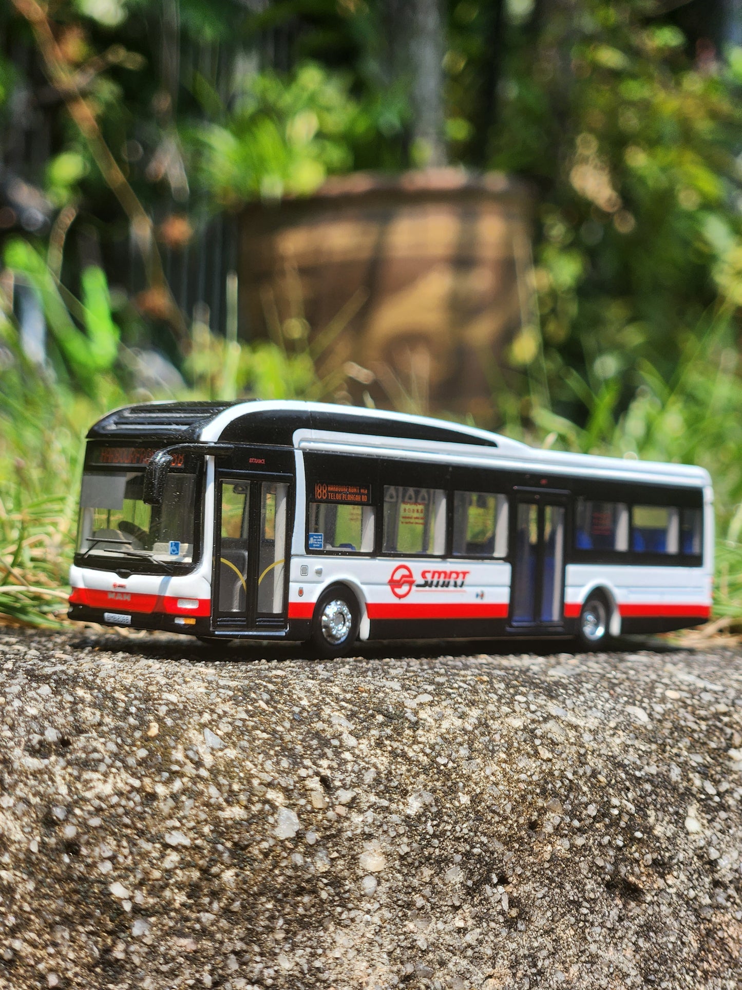 Bus toy ,Singapore, service 188 to Harbour front