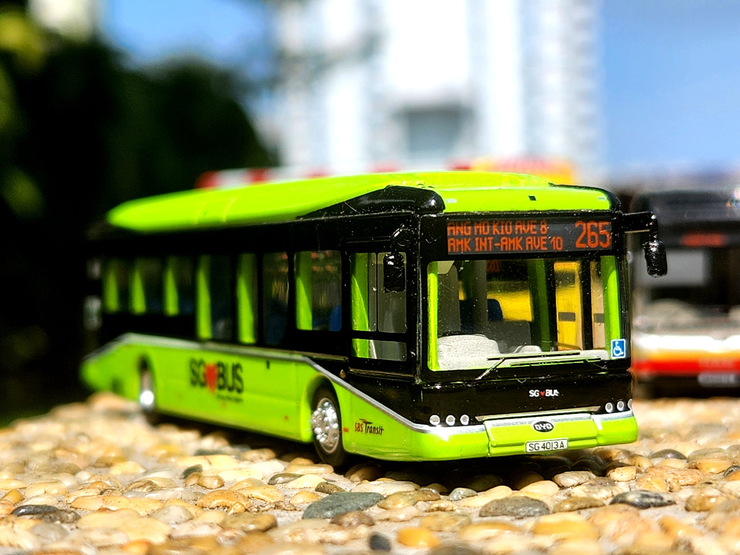 Bus toy Singapore, service 265