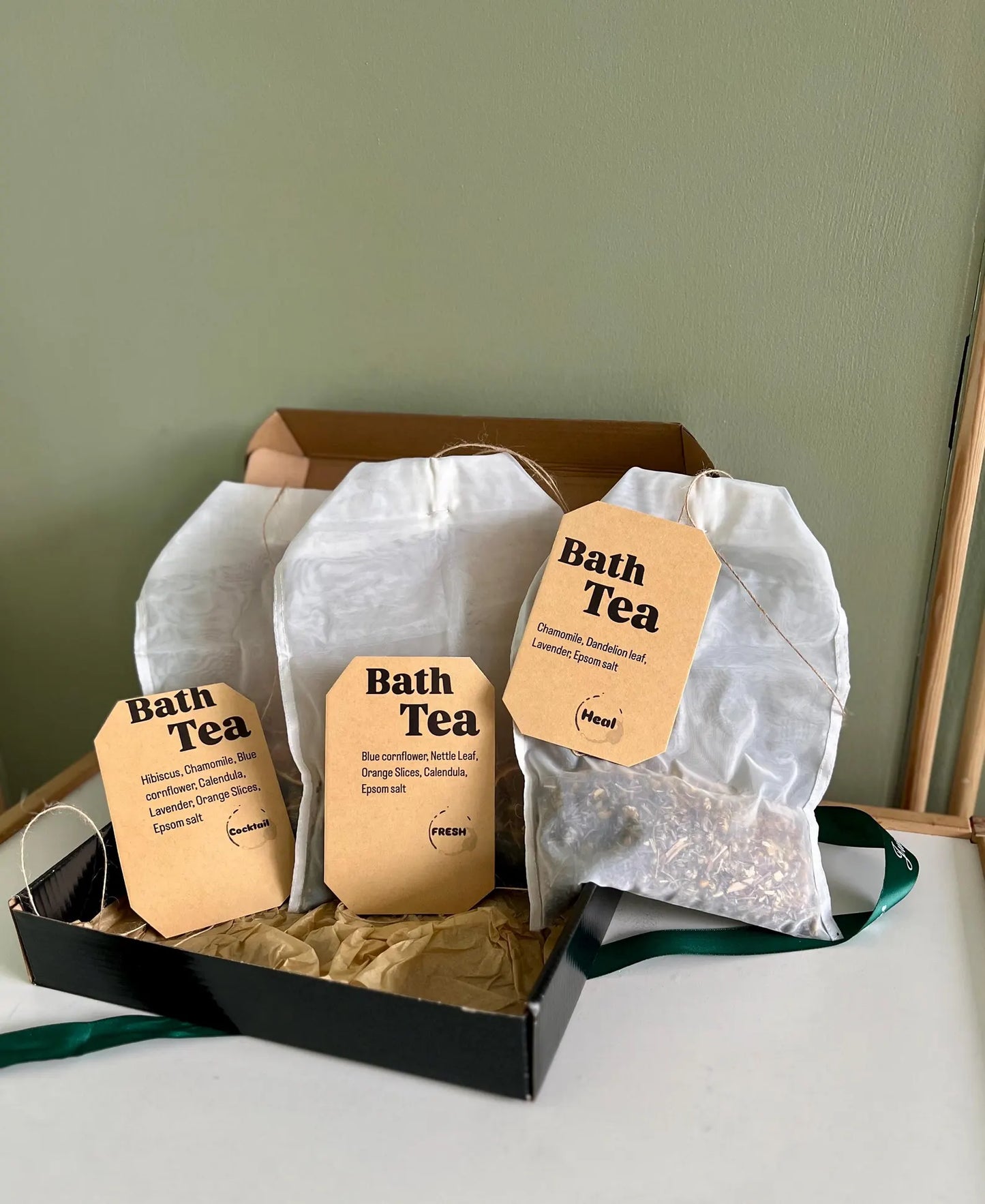 Bath giant tea bag /bath favors/herbal bath soak/gift/ Christmas/ wife/ ladies