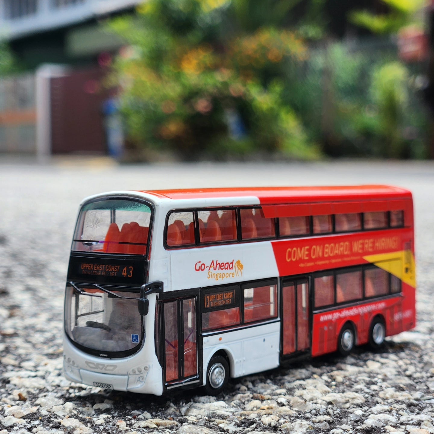 Bus toy Singapore, service 43