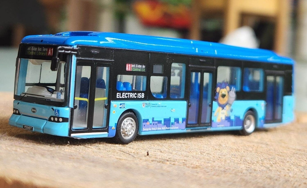 Bus student NUS Singapore