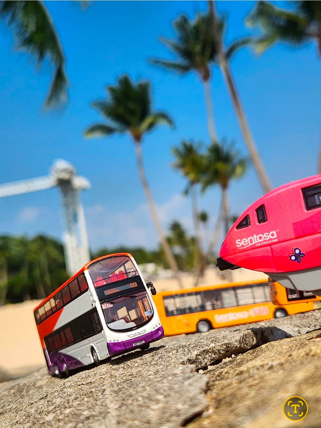 Bus Singapore, toy , service 123,double decker